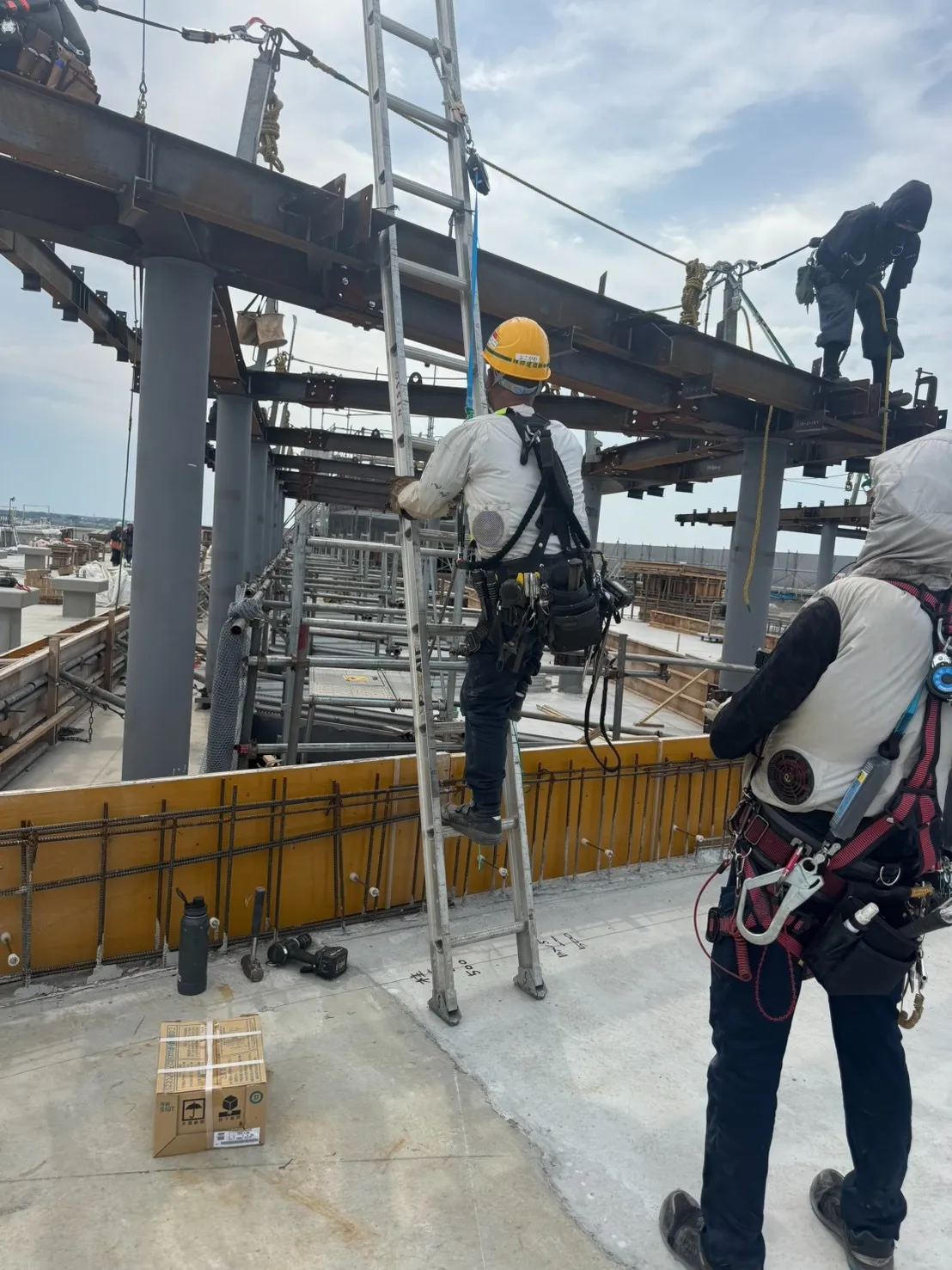 鳶職仕事の魅力と千葉県千葉市中央区で鉄骨工として高収入を実現する秘訣